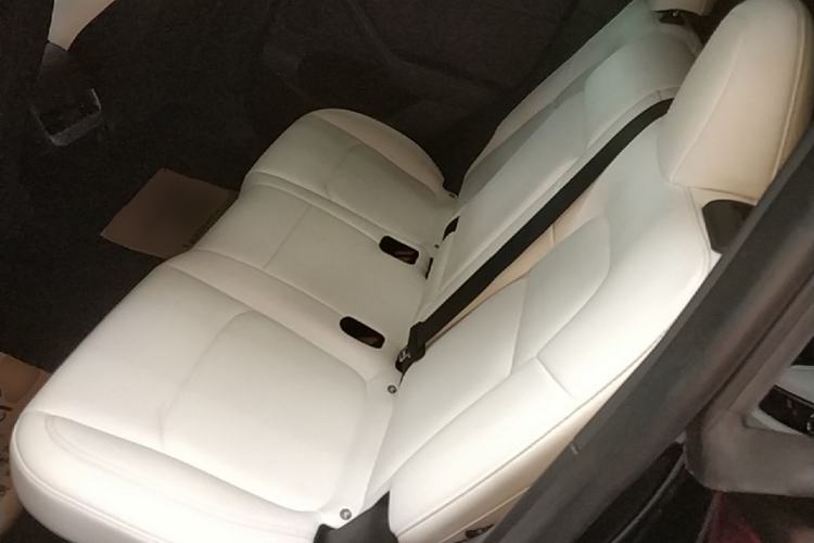 Used Tesla Model Y 2022 Revised Version Rear-Wheel Drive Left Rear Seat