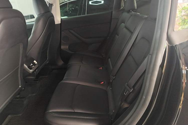 Used Tesla Model Y 2022 Revised Version Long-Range All-Wheel Drive Left Rear Seat