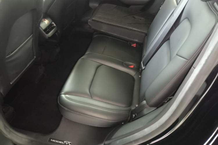 Used Tesla Model Y 2022 Revised Version Rear-Wheel Drive Left Rear Seat