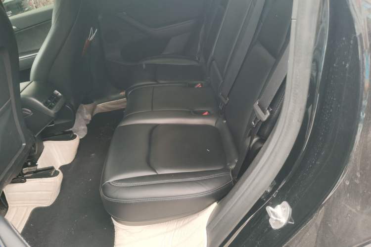 Used Tesla Model Y 2022 Revised Version Rear-Wheel Drive Left Rear Seat