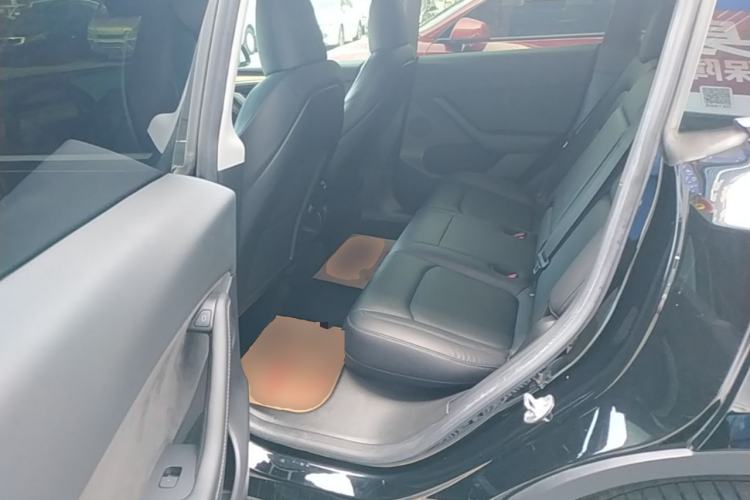 Used Tesla Model Y 2022 Revised Version Long-Range All-Wheel Drive Left Rear Seat