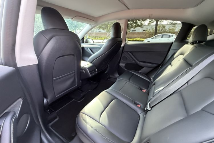 Used Tesla Model Y 2022 Revised Version Rear-Wheel Drive Left Rear Seat