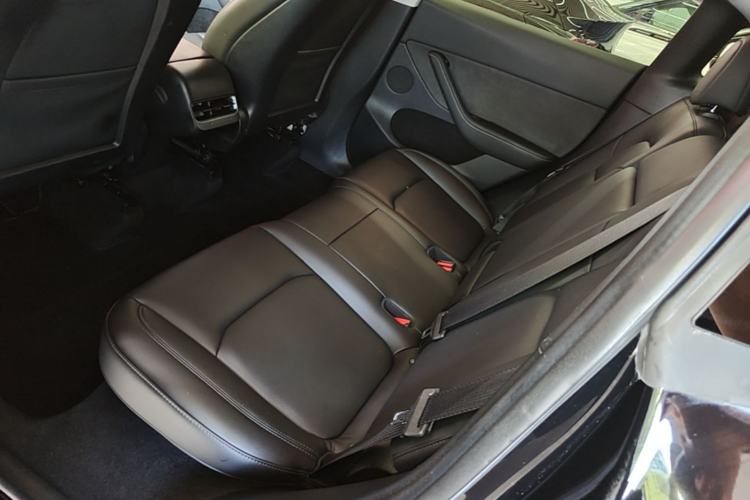 Used Tesla Model Y 2022 Revised Version Rear-Wheel Drive Left Rear Seat