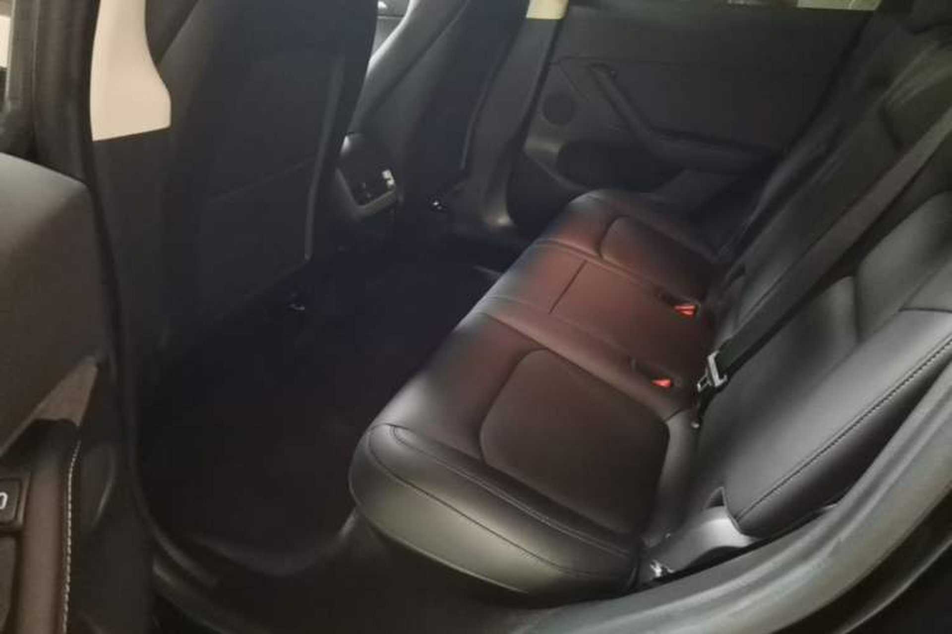 Used Tesla Model Y 2022 Long-Range All-Wheel-Drive Version Left Rear Seat