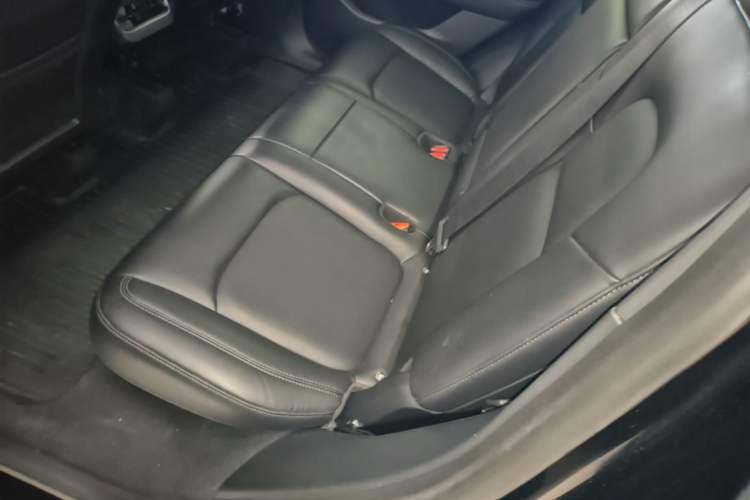 Used Tesla Model Y 2022 Rear-Wheel-Drive Version Left Rear Seat