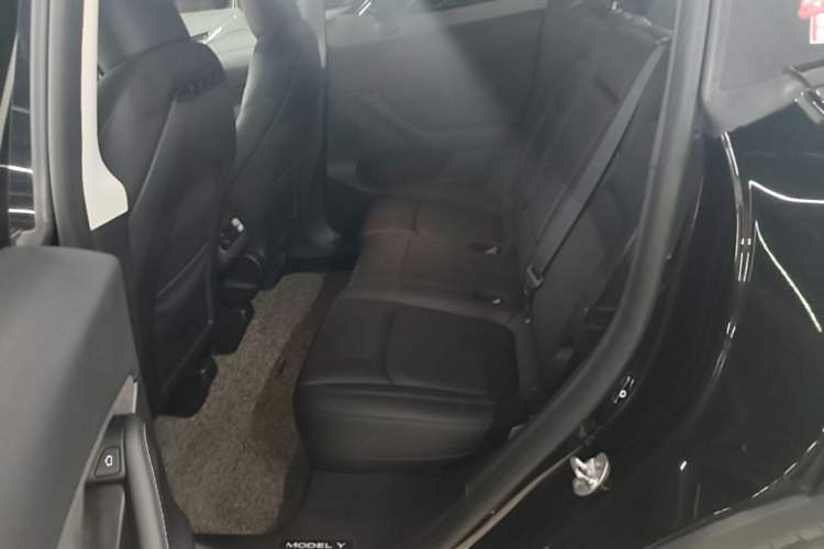 Used Tesla Model Y 2022 Revised Version Rear-Wheel Drive Left Rear Seat