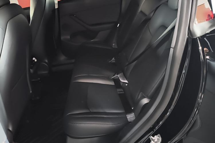 Used Tesla Model Y 2022 Rear-Wheel-Drive Version Left Rear Seat
