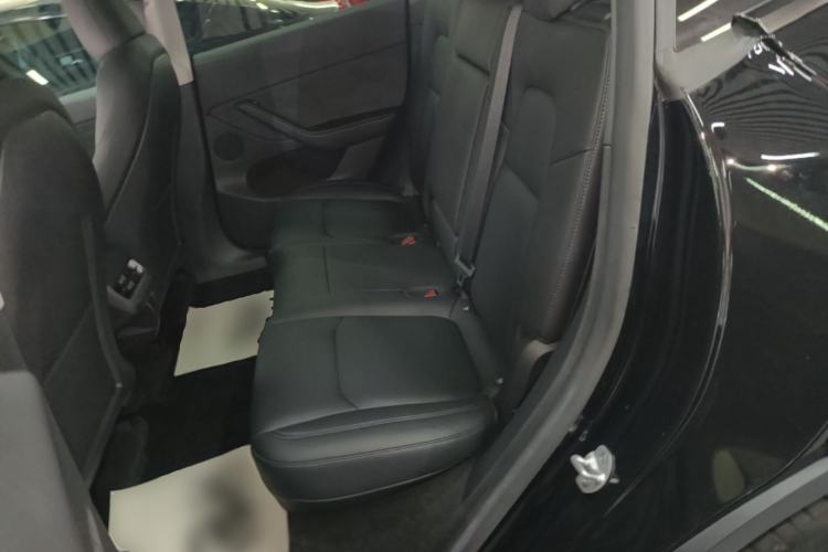 Used Tesla Model Y 2022 Revised Version Long-Range All-Wheel Drive Left Rear Seat