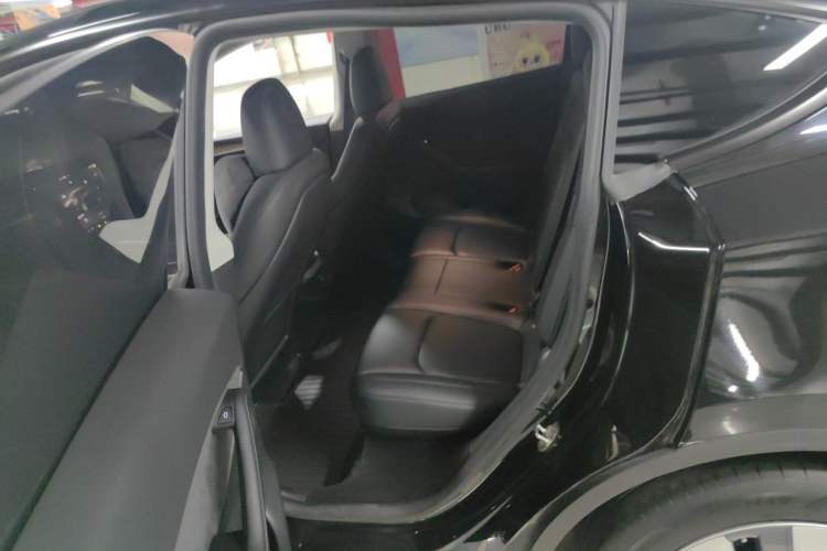Used Tesla Model Y 2022 Revised Version Rear-Wheel Drive Left Rear Seat