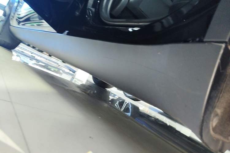 Used Tesla Model Y 2022 Rear-Wheel-Drive Version Left Side Sill