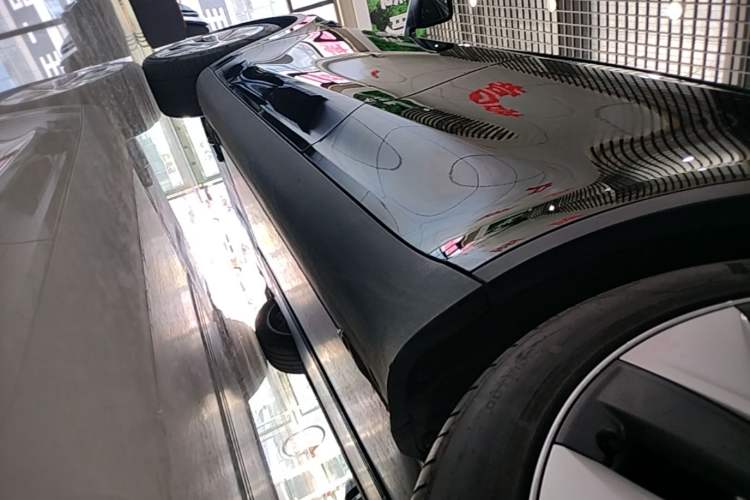 Used Tesla Model Y 2022 Revised Version Rear-Wheel Drive Left Side Sill