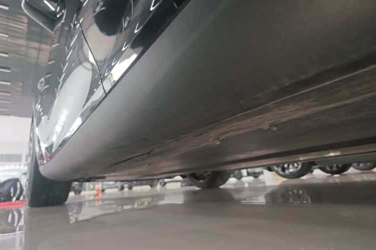 Used Tesla Model Y 2022 Rear-Wheel-Drive Version Left Side Sill