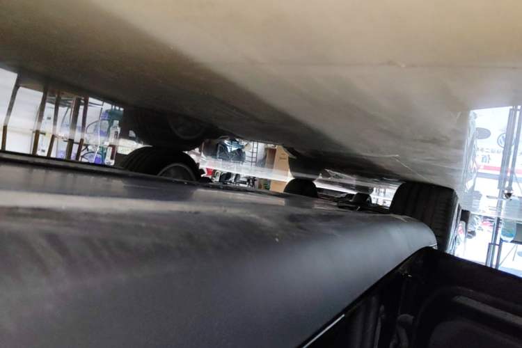 Used Tesla Model Y 2022 Revised Version Rear-Wheel Drive Left Side Sill