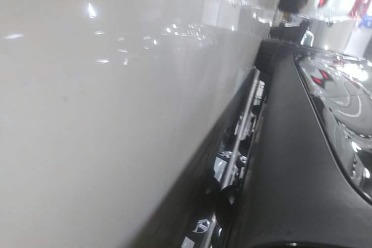 Used Tesla Model Y 2022 Rear-Wheel-Drive Version Left Side Sill
