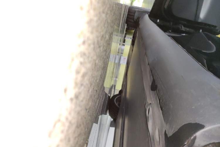 Used Tesla Model Y 2022 Revised Version Rear-Wheel Drive Left Side Sill