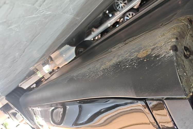Used Tesla Model Y 2022 Revised Version Rear-Wheel Drive Left Side Sill