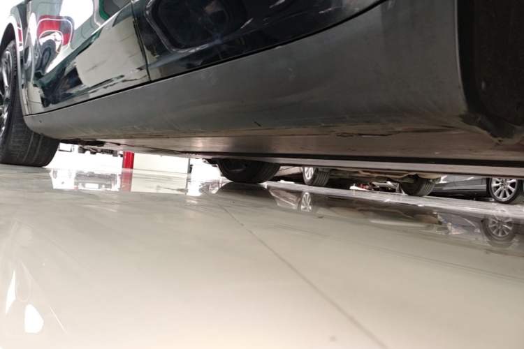 Used Tesla Model Y 2022 Rear-Wheel-Drive Version Left Side Sill