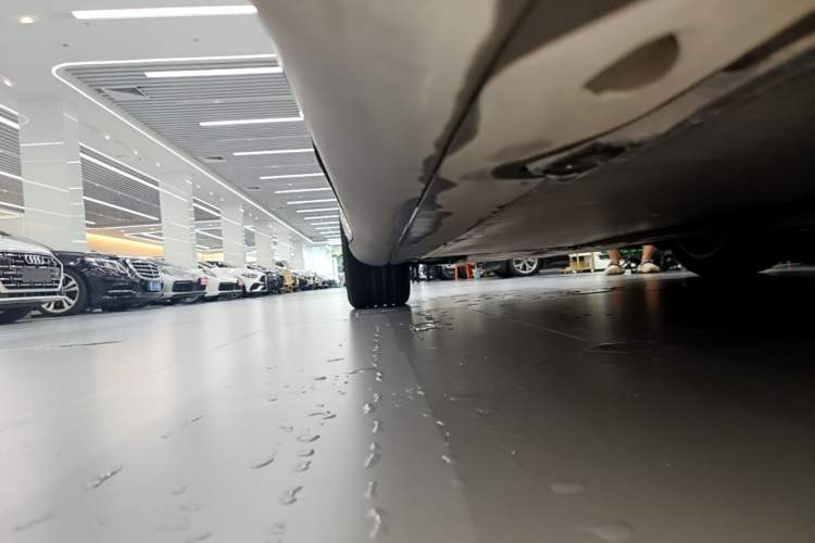 Used Tesla Model Y 2022 Revised Version Rear-Wheel Drive Left Side Sill