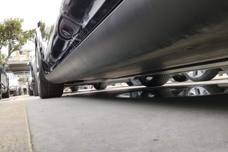 Used Tesla Model Y 2022 Revised Version Rear-Wheel Drive Left Side Sill