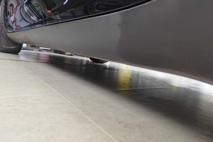 Used Tesla Model Y 2022 Revised Version Rear-Wheel Drive Left Side Sill