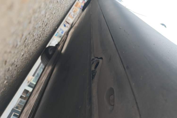 Used Tesla Model Y 2022 Rear-Wheel-Drive Version Left Side Sill