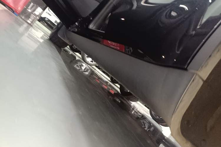 Used Tesla Model Y 2022 Rear-Wheel-Drive Version Left Side Sill