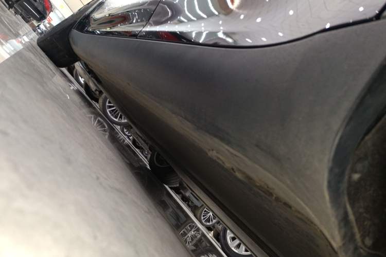 Used Tesla Model Y 2022 Revised Version Rear-Wheel Drive Left Side Sill