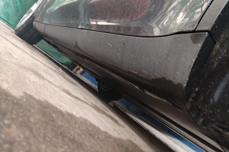 Used Tesla Model Y 2022 Rear-Wheel-Drive Version Left Side Sill
