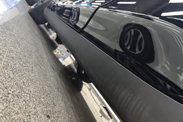 Used Tesla Model Y 2022 Rear-Wheel-Drive Version Left Side Sill