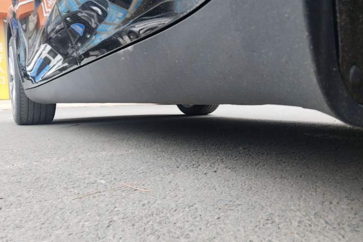 Used Tesla Model Y 2022 Rear-Wheel-Drive Version Left Side Sill