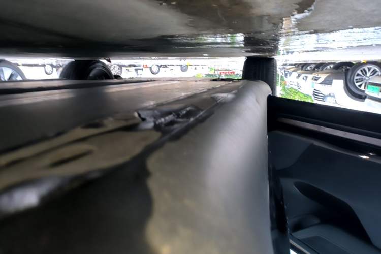 Used Tesla Model Y 2022 Revised Version Rear-Wheel Drive Left Side Sill