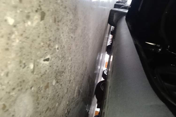 Used Tesla Model Y 2022 Revised Version Rear-Wheel Drive Left Side Sill