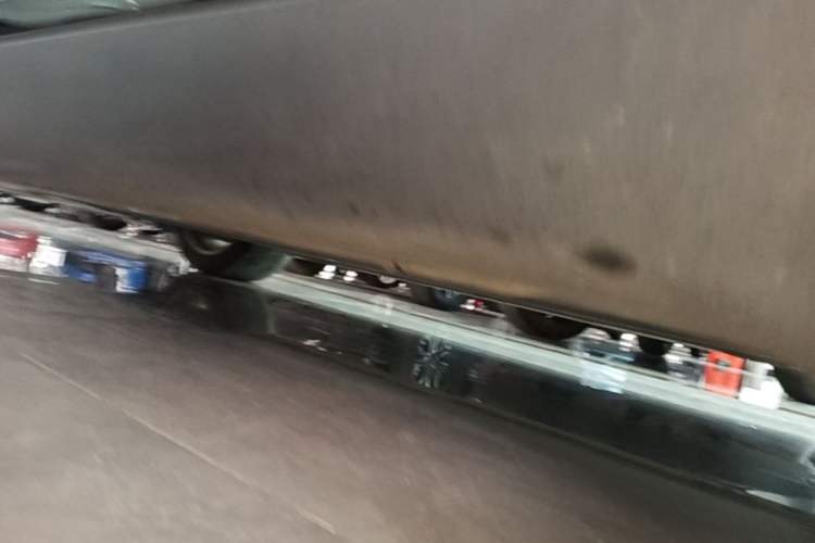 Used Tesla Model Y 2022 Revised Version Rear-Wheel Drive Left Side Sill