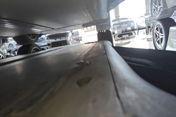Used Tesla Model Y 2022 Rear-Wheel-Drive Version Left Side Sill