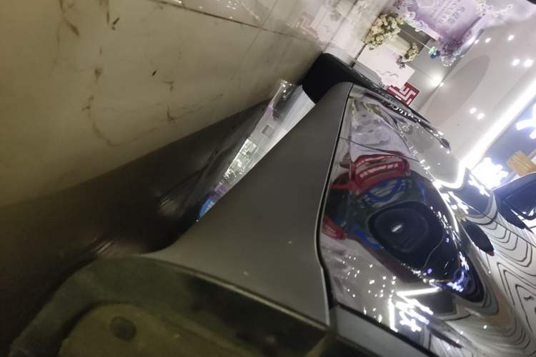 Used Tesla Model Y 2022 Rear-Wheel-Drive Version Left Side Sill