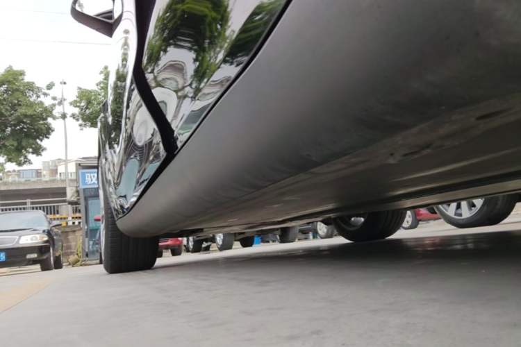 Used Tesla Model Y 2022 Revised Version Rear-Wheel Drive Left Side Sill
