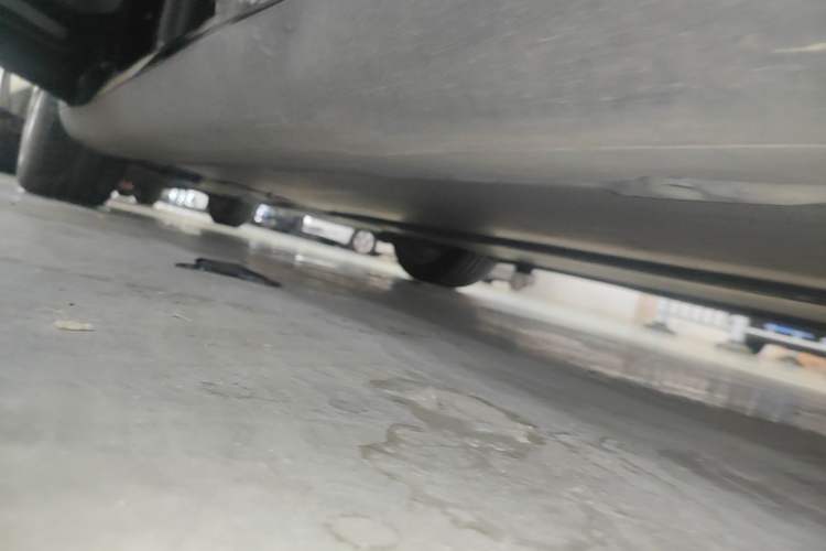 Used Tesla Model Y 2022 Rear-Wheel-Drive Version Left Side Sill