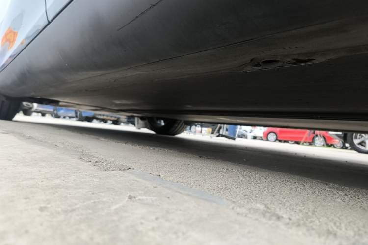 Used Tesla Model Y 2022 Rear-Wheel-Drive Version Left Side Sill