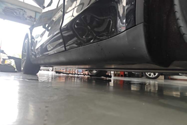 Used Tesla Model Y 2022 Revised Version Rear-Wheel Drive Left Side Sill