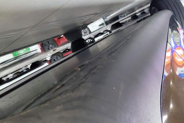 Used Tesla Model Y 2022 Revised Version Rear-Wheel Drive Left Side Sill