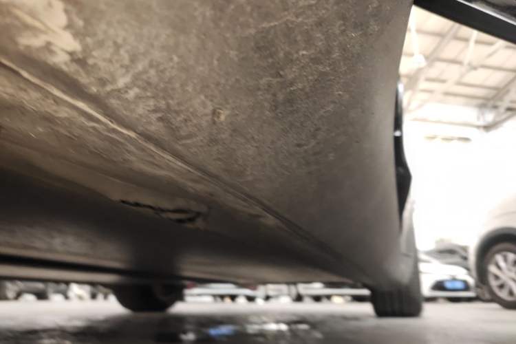 Used Tesla Model Y 2022 Revised Version Rear-Wheel Drive Left Side Sill