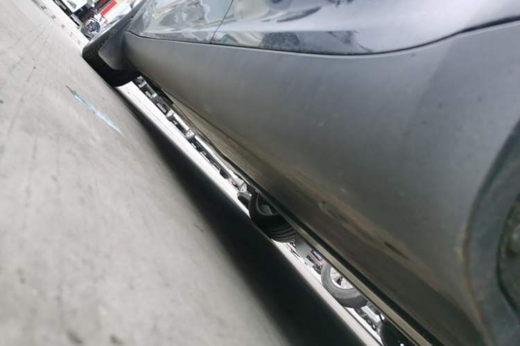 Used Tesla Model Y 2022 Revised Version Rear-Wheel Drive Left Side Sill