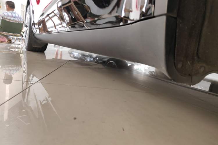 Used Tesla Model Y 2022 Revised Version Rear-Wheel Drive Left Side Sill