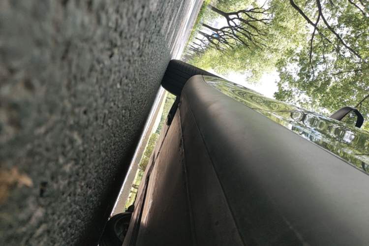 Used Tesla Model Y 2022 Rear-Wheel-Drive Version Left Side Sill