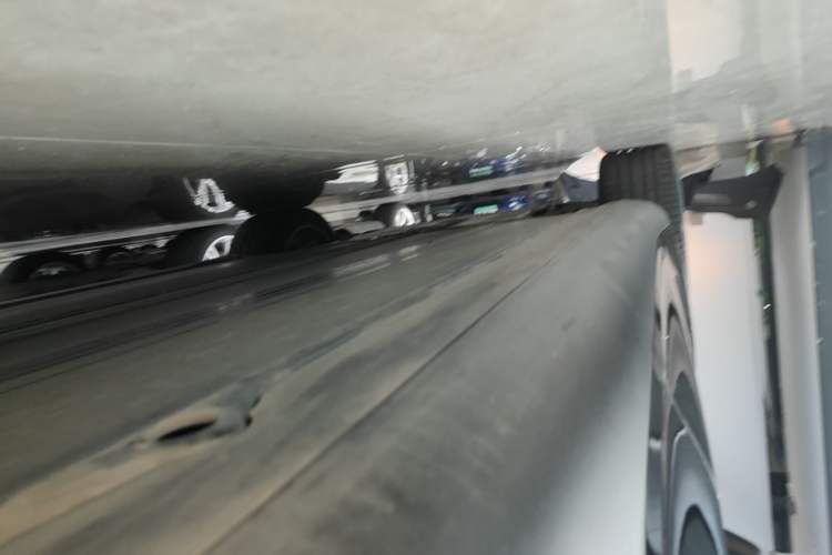 Used Tesla Model Y 2022 Revised Version Rear-Wheel Drive Left Side Sill