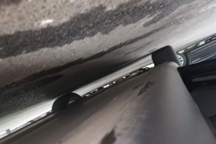 Used Tesla Model Y 2022 Revised Version Rear-Wheel Drive Left Side Sill
