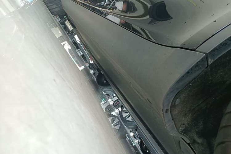 Used Tesla Model Y 2022 Rear-Wheel-Drive Version Left Side Sill