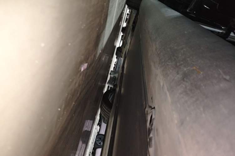 Used Tesla Model Y 2022 Revised Version Rear-Wheel Drive Left Side Sill
