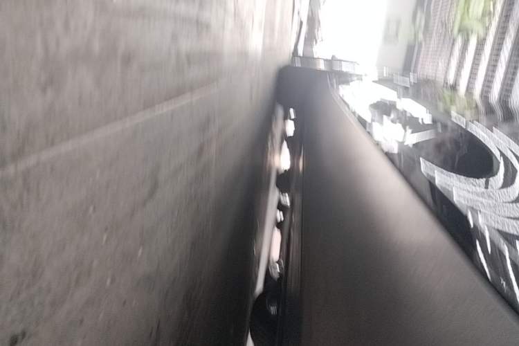 Used Tesla Model Y 2022 Revised Version Rear-Wheel Drive Left Side Sill