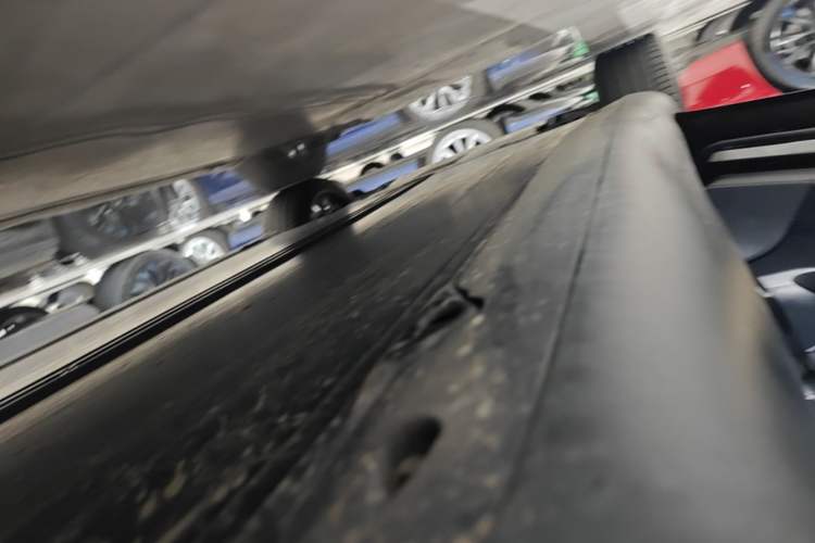 Used Tesla Model Y 2022 Rear-Wheel-Drive Version Left Side Sill